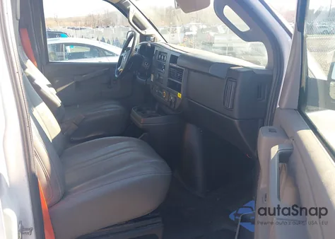 2017 Chevrolet Express 2500 Work Van from USA, damaged, VIN 1GCWGAFF4H1323397